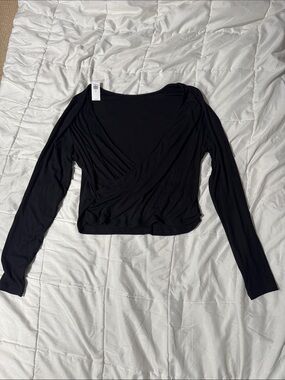 Old Navy Black Long-Sleeve Wrap-Style Women's Top